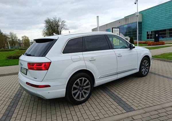 Audi Q7 cena 139000 przebieg: 170000, rok produkcji 2017 z Suwałki małe 154